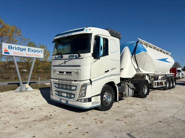 VOLVO FH500 euro 6 + cisterna cemento granulati