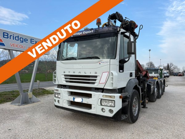 IVECO STRALIS 430 scarrabile 4 assi GRU POLIPO