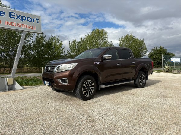 NISSAN NAVARA NP300 4X4 PICK-UP 2016