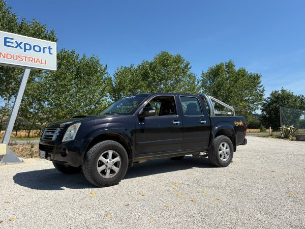 SUV PICK UP 4X4 ISUZU